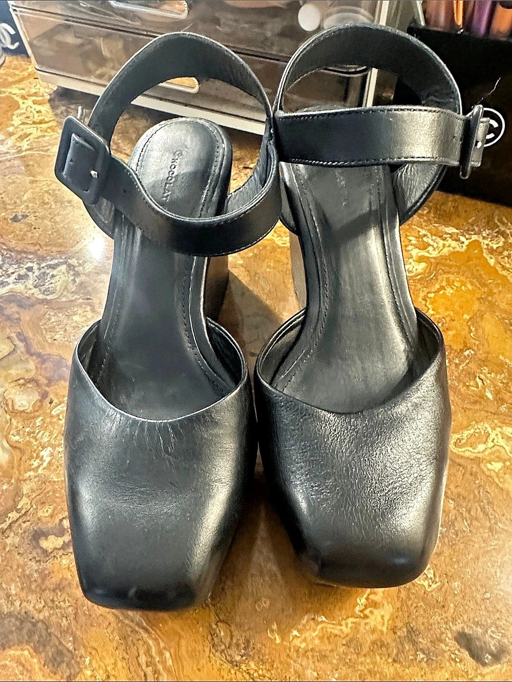 Chocolat Blu Cocoon 90 Black Platform Heels US 8.5 EU 39